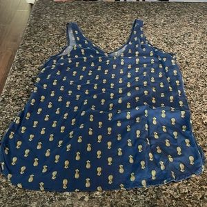 Gap pineapple tank!